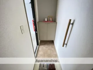 サンハイム井上C棟【202号室】の玄関