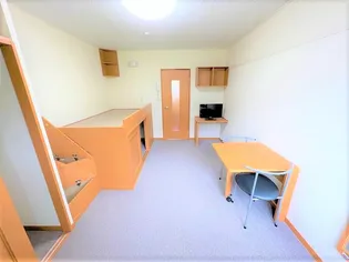 レオパレス観音寺壱番館【203号室】の居間