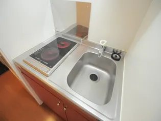 レオパレス瑞穂【104号室】のキッチン