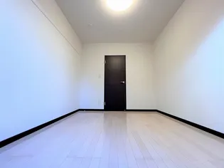 レオネクストコルデ【110号室】の居間