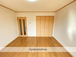 パルティーレ【102号室】の居間