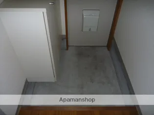 マチルド【1-B号室】の玄関