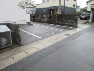 フレグランス99【1階】の外観