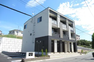 クレセントFの画像