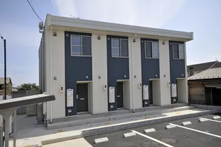 レオネクストグランジュテ【102号室】の外観