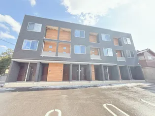 アルヴィータⅡ【2階】の外観