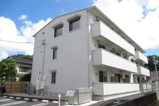 ロイヤルステージ浜乃木【3階】の外観