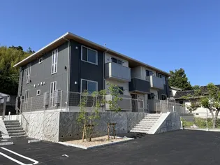 グランソレイユ【1階】の外観