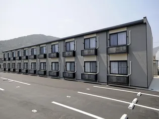 レオパレスNEW伊部の画像