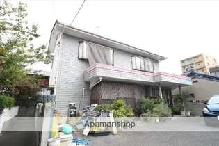 ガーデンハイツ(岡町)【1階】の外観