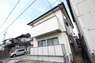 ロイヤルパレス【201号室号室】の外観