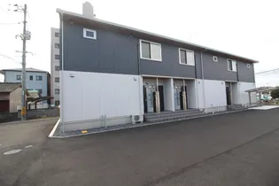 マーメゾン新福【1階】の外観