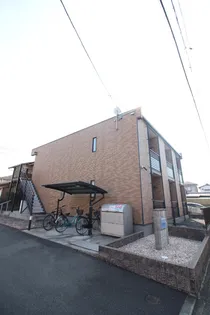 レオネクストアイリス倉富【1階】の外観