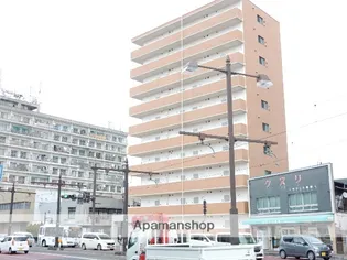 FRIEND COURT 岡山医大東【9階】の外観