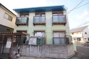 メゾンドゥクロワの画像