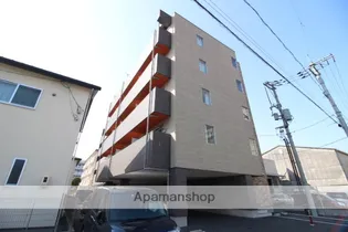 AL CUORE【2階】の外観