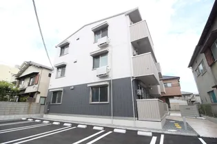 ルワンジュ【3階】の外観