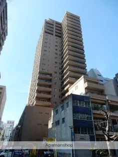 コア本町【13階】の外観