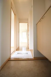 グリーンコート B棟【2階】の玄関