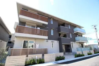 リッツ レジデンス A棟【1階】の外観