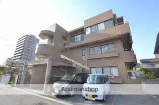 フラット新屋敷【2階】の外観