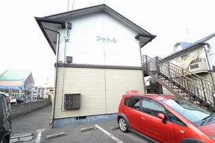 シャトル日和屋【1階】の外観