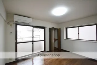 パルミラ浜【2階】の居間