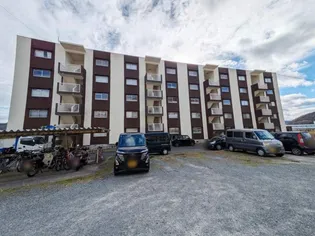 ヴィラナリー国ケ原2号棟【4階】の外観