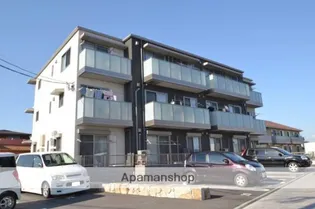 プリティーウーマン A棟【3階】の外観