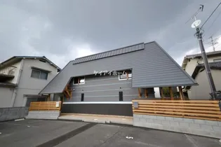 岡山県岡山市北区伊島町2丁目【テラスハウス】の外観