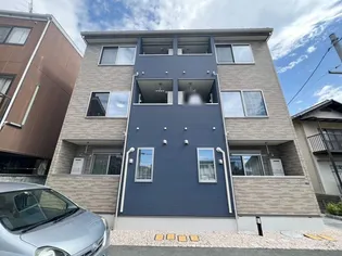 プラチナ ブルー【2階】の外観