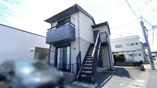 ルール トワール【2階】の外観