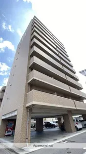 マンションニューヨーク医大東【7階】の外観