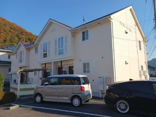 クレストール福田の画像