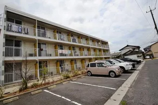 レオパレスアゼリアの画像