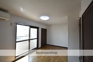 パルミラ浜【2階】の居間