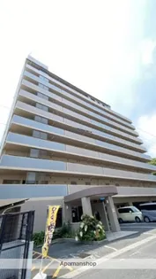 グランドライフJK【2階】の外観