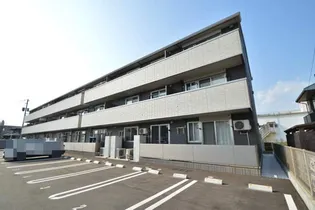 グランレーベン【3階】の外観