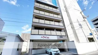 BOND’S【2階】の外観