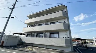 スリーサンズ【2階】の外観