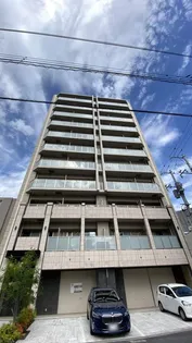 TWIN TOWERS SELINA【11階】の外観