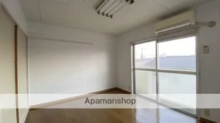 サンリバー南方B棟【2階】の居間