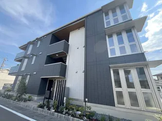 トリシア田中【3階】の外観