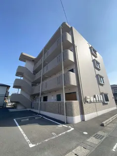 パスィフィーク【1階】の外観