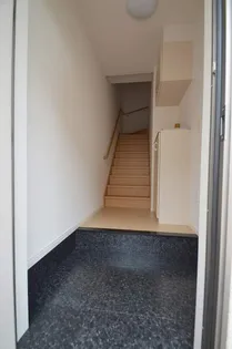 スイレンカ【2階】の玄関