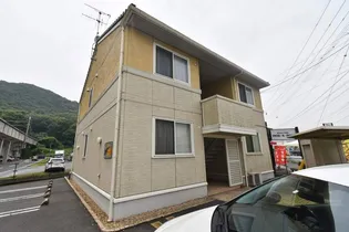 カラバッシュ【1階】の外観