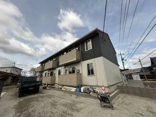 エフフォーリア【1階】の外観