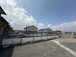 HONEY BEAR B【1階】の外観