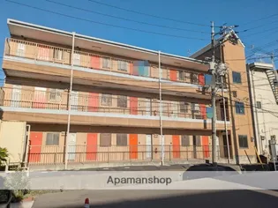 マンションイーグル【3階】の外観