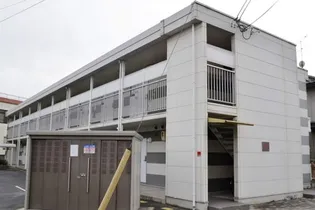 レオパレスエトワール【201号室】の外観